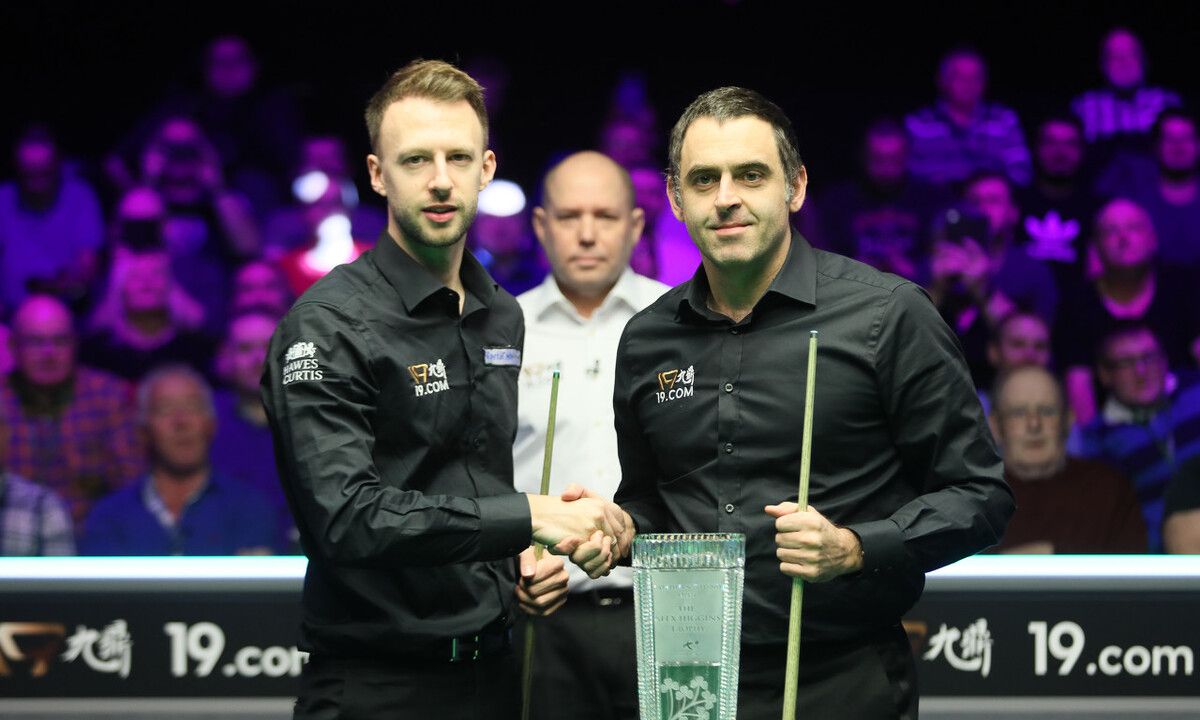 而不是在场 而不是在场