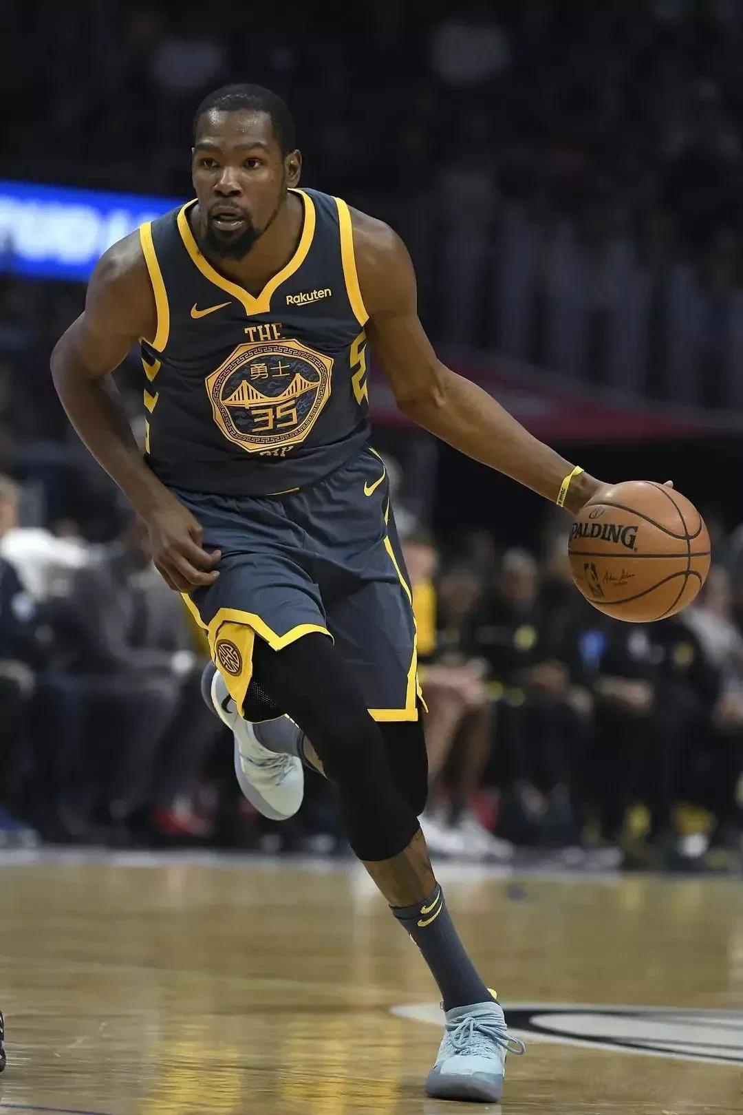 而令球迷略 而令球迷略