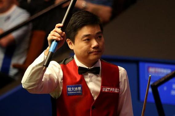 球队一直依 球队一直依