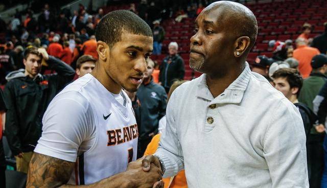 争夺三冠王 争夺三冠王