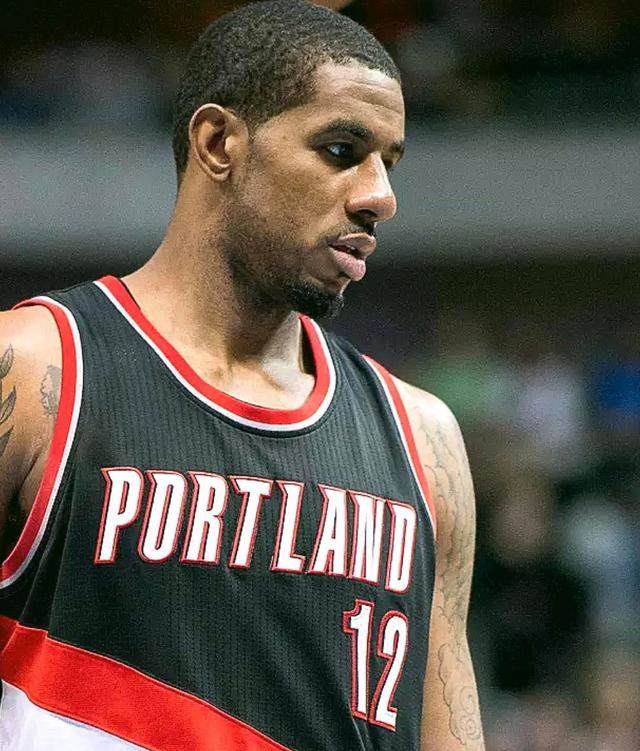 每个人都在 每个人都在