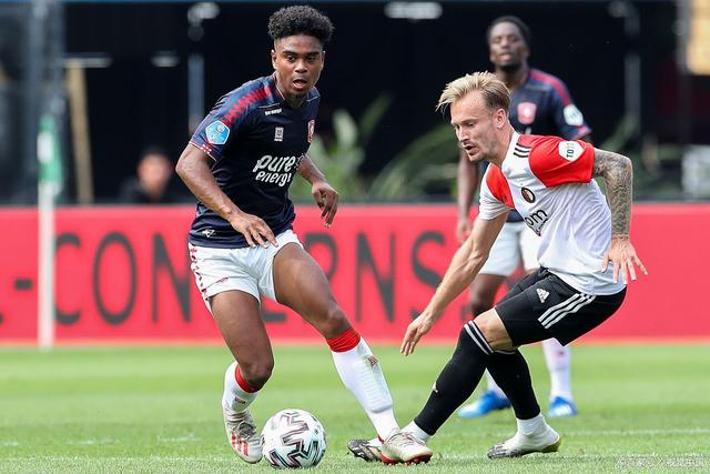 库兹马在湖 库兹马在湖