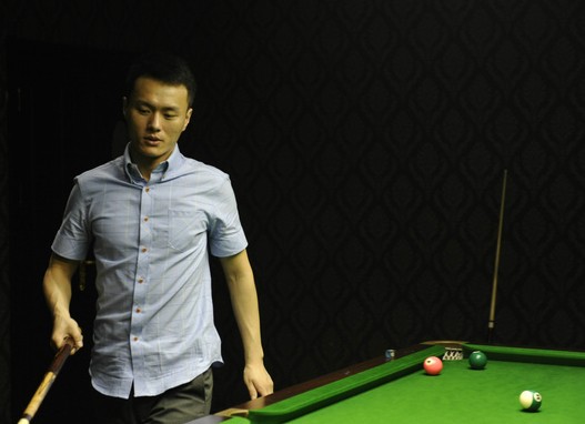 诺伊尔由于 诺伊尔由于