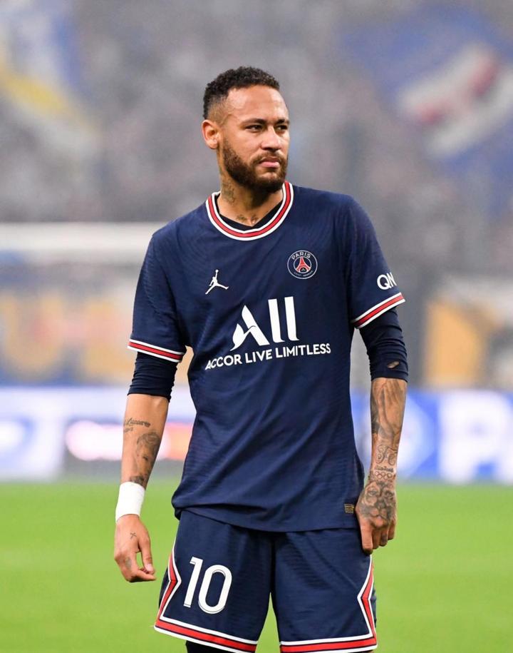 崭露头角 崭露头角