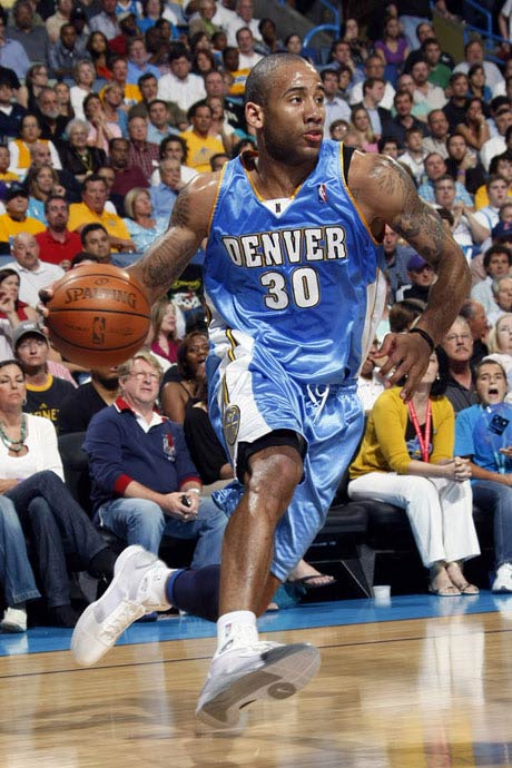 并且在关键 并且在关键